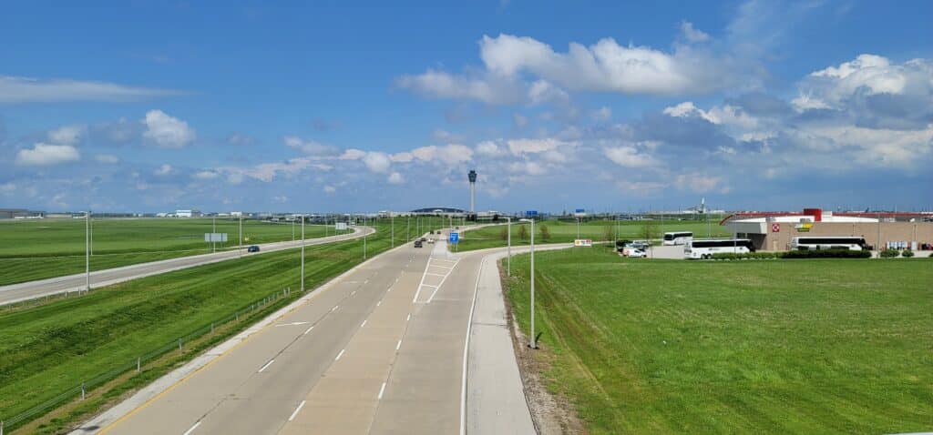 Indianapolis International Airport daytime image